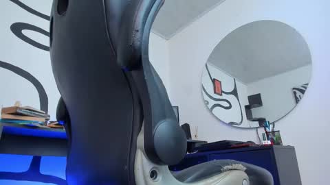 Andrs   -                   online show from 01-15-26, 10:46