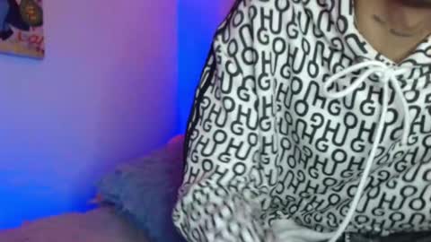 Snapshot of andersonz98 chatting on 10-26-25, 02:17 andersonZ98 online show from 10-26-25, 02:17