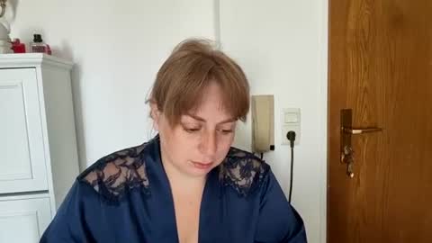 Snapshot of andorphina chatting on 07-11-26, 08:39 Andorphin online show from 07-11-26, 08:39