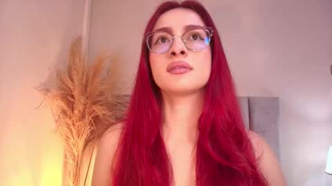 Andra Cyrus online show from 09-22-25, 11:34