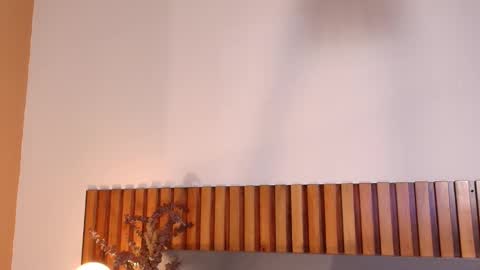 Andra Cyrus online show from 09-24-25, 11:35