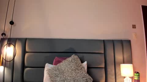 Andra Cyrus online show from 02-26-26, 11:48