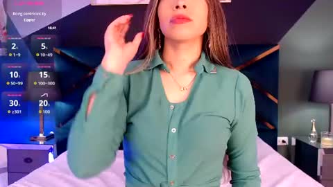 Snapshot of andre_delucchi chatting on 07-21-26, 07:16 Andre online show from 07-21-26, 07:16