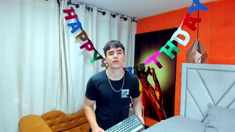 Snapshot of andre_parker chatting on 01-15-25, 08:05 Andre Parker online show from 01-15-25, 08:05