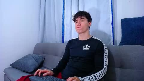 Snapshot of andre_parker chatting on 09-14-25, 11:15 Andre Parker online show from 09-14-25, 11:15