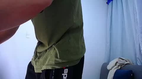 Snapshot of andre_parker chatting on 12-02-25, 12:16 Andre Parker online show from 12-02-25, 12:16