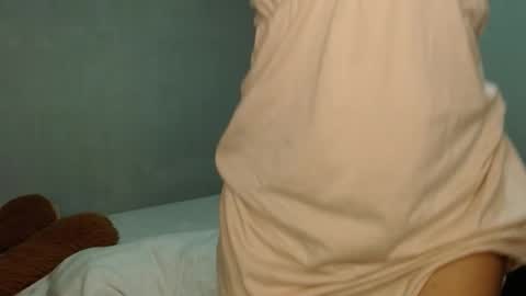 A l e online show from 03-21-26, 03:22