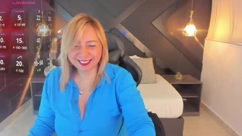 A N D R E online show from 03-15-26, 03:23