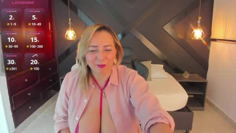 A N D R E online show from 04-11-26, 01:32