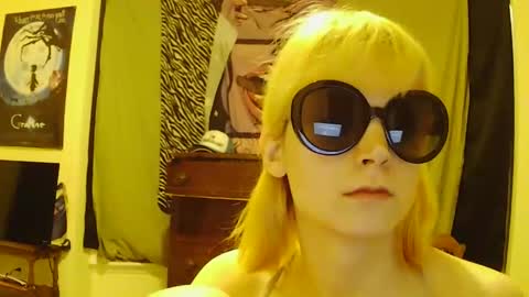 andrea online show from 12-22-25, 11:57