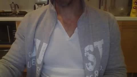 Snapshot of andrea_feetlover chatting on 11-07-25, 06:13 andrea_feetlover online show from 11-07-25, 06:13