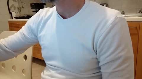 Snapshot of andrea_feetlover chatting on 12-04-25, 08:17 andrea_feetlover online show from 12-04-25, 08:17