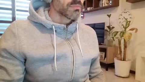 Snapshot of andrea_feetlover chatting on 02-15-26, 06:21 andrea_feetlover online show from 02-15-26, 06:21