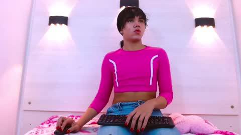 Andres Gil online show from 11-11-25, 12:05