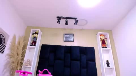 Andres Gil online show from 12-04-25, 03:10