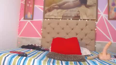 andrea ospina1 online show from 02-23-25, 03:40