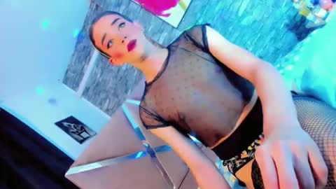 Snapshot of andrea_sexdollx chatting on 04-27-26, 04:21 ANDREINA online show from 04-27-26, 04:21