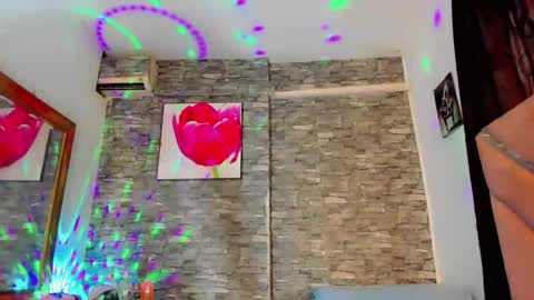 Snapshot of andrea_sexdollx chatting on 05-02-26, 04:01 ANDREINA online show from 05-02-26, 04:01