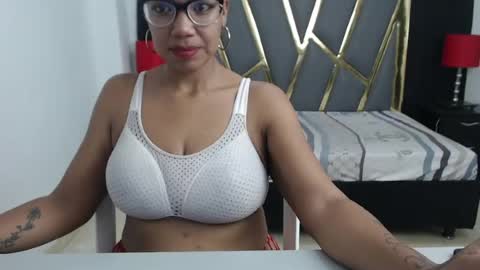 ANDREA online show from 08-03-26, 01:16