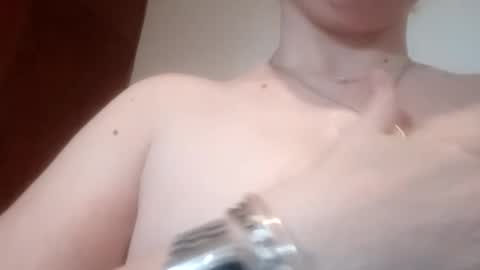 Snapshot of andreamartinssean2018 chatting on 05-03-26, 05:02 andreamartinssean2018 online show from 05-03-26, 05:02