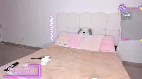 Snapshot of andreandtatty chatting on 03-24-26, 02:49 Hi im Tatty Heaven online show from 03-24-26, 02:49