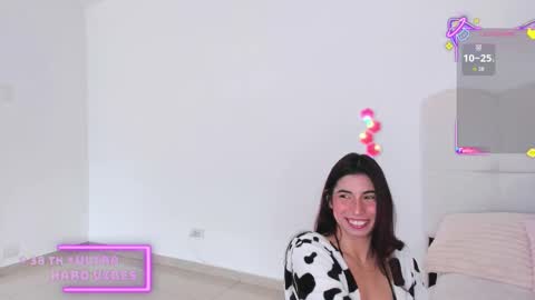 Snapshot of andreandtatty chatting on 03-25-26, 09:43 Hi im Tatty Heaven online show from 03-25-26, 09:43
