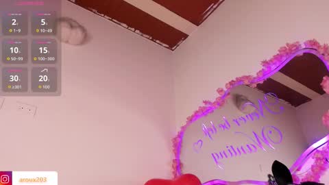 Snapshot of andrearoux chatting on 09-29-25, 11:20 Andrea online show from 09-29-25, 11:20