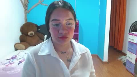 Snapshot of andrebigboobs chatting on 01-17-26, 11:19 Andre online show from 01-17-26, 11:19