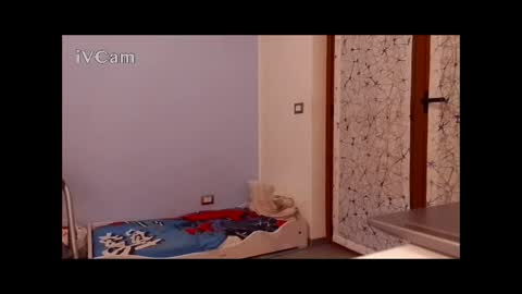 Snapshot of andregio0087 chatting on 03-25-26, 06:03 andregio0087 online show from 03-25-26, 06:03