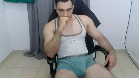 andres180950734 online show from 05-25-26, 11:27