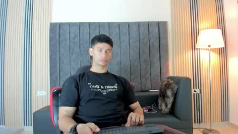 Snapshot of andres_stud chatting on 09-15-25, 04:45 andres_stud online show from 09-15-25, 04:45