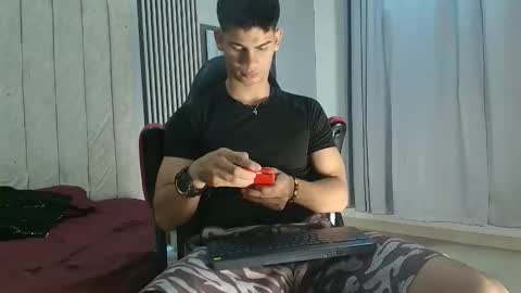 Snapshot of andres_stud chatting on 09-30-25, 04:17 andres_stud online show from 09-30-25, 04:17