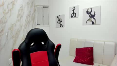 Snapshot of andres_stud chatting on 10-15-25, 04:23 andres_stud online show from 10-15-25, 04:23