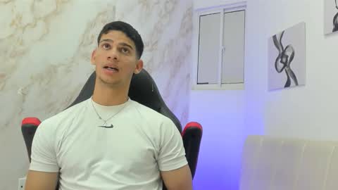 Snapshot of andres_stud777 chatting on 09-21-25, 04:47 ANDRES online show from 09-21-25, 04:47