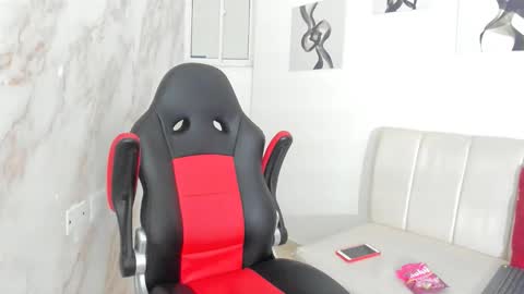Snapshot of andres_stud777 chatting on 10-08-25, 05:05 ANDRES online show from 10-08-25, 05:05