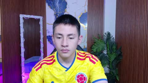 Snapshot of andres_tay chatting on 06-01-26, 01:40 andres_tay online show from 06-01-26, 01:40