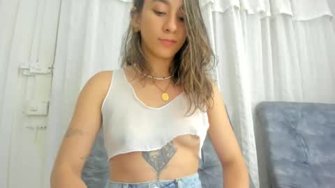 Snapshot of andresgiraldo1 chatting on 12-06-24, 11:36 Isa --------- online show from 12-06-24, 11:36