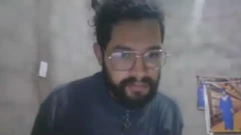 Snapshot of andresi00 chatting on 07-08-26, 06:40 andresi00 online show from 07-08-26, 06:40