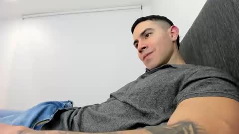 Snapshot of andresjuan92 chatting on 01-08-26, 02:25 onlyfanscallmegotter online show from 01-08-26, 02:25