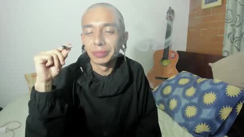 Snapshot of andrew_collins420 chatting on 02-21-25, 05:24 Mugiwara online show from 02-21-25, 05:24