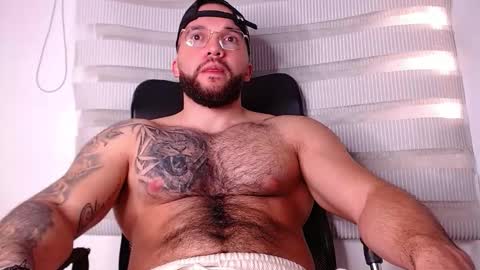 Snapshot of andrew_holden__ chatting on 11-29-25, 10:13 andrew_holden__ online show from 11-29-25, 10:13