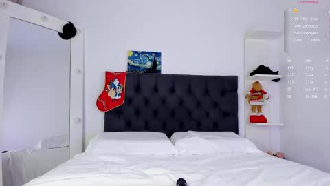 ---     online show from 12-08-24, 01:02