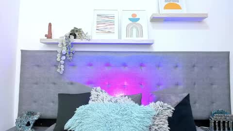 andrew restrepo online show from 04-21-26, 03:28