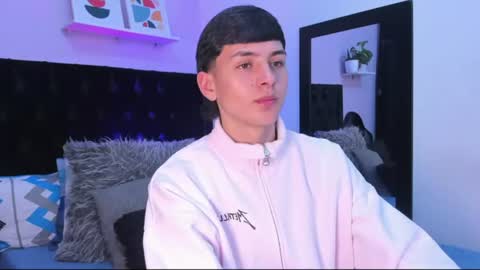 andrew restrepo online show from 07-12-26, 12:12