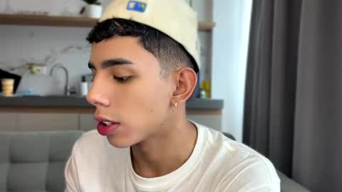 Andrew M. online show from 04-19-26, 09:39