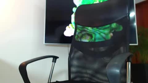 ANDREW WEST online show from 01-12-25, 04:00