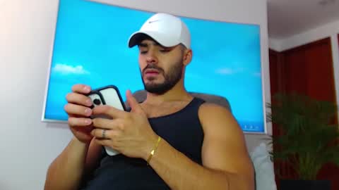 ANDREW WEST online show from 01-15-25, 08:48