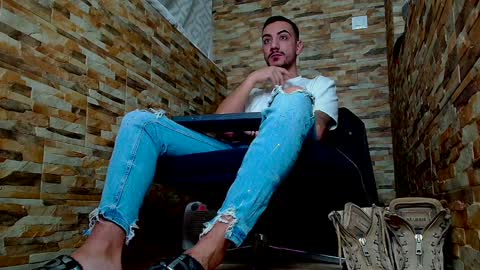 MasterRomania  online show from 02-02-25, 04:37