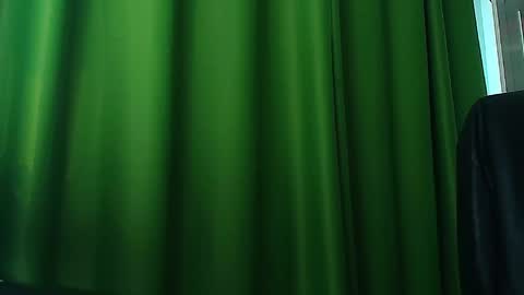 Snapshot of andrewbanner chatting on 02-12-26, 08:09 MasterRomania online show from 02-12-26, 08:09