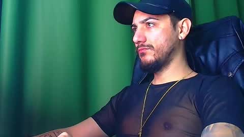 Snapshot of andrewbanner chatting on 03-03-26, 06:30 MasterRomania online show from 03-03-26, 06:30